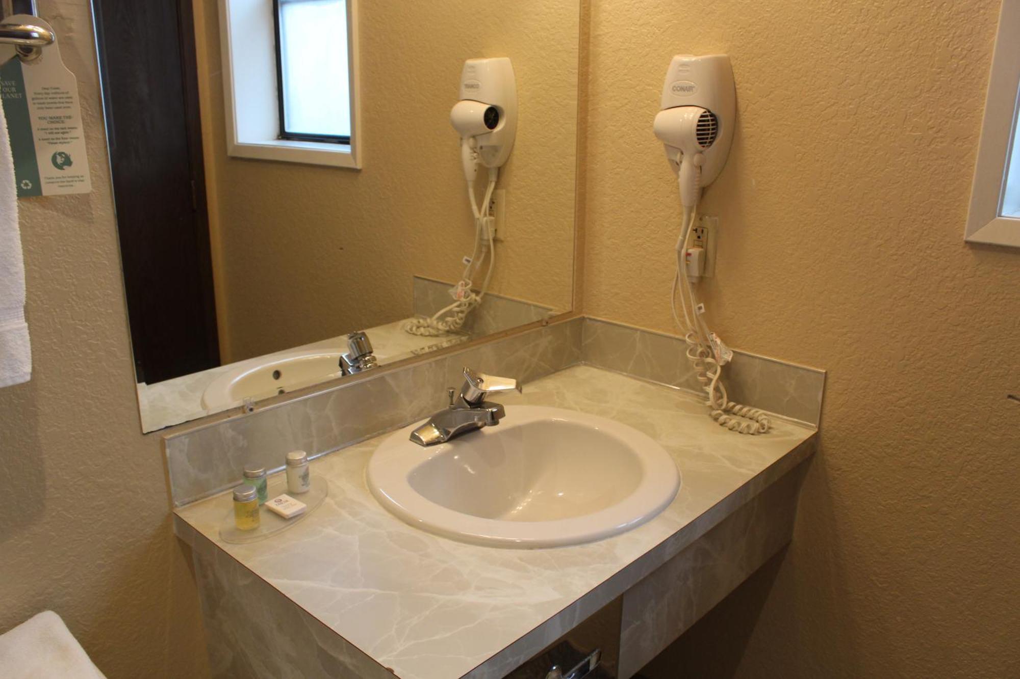 Fairbridge Inn & Suites Leavenworth Rum bild
