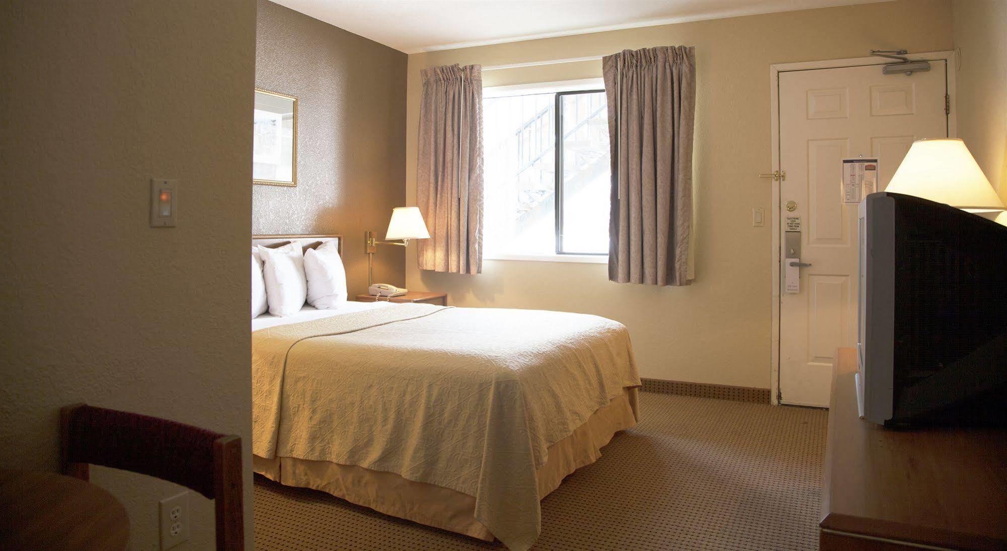 Fairbridge Inn & Suites Leavenworth Exteriör bild